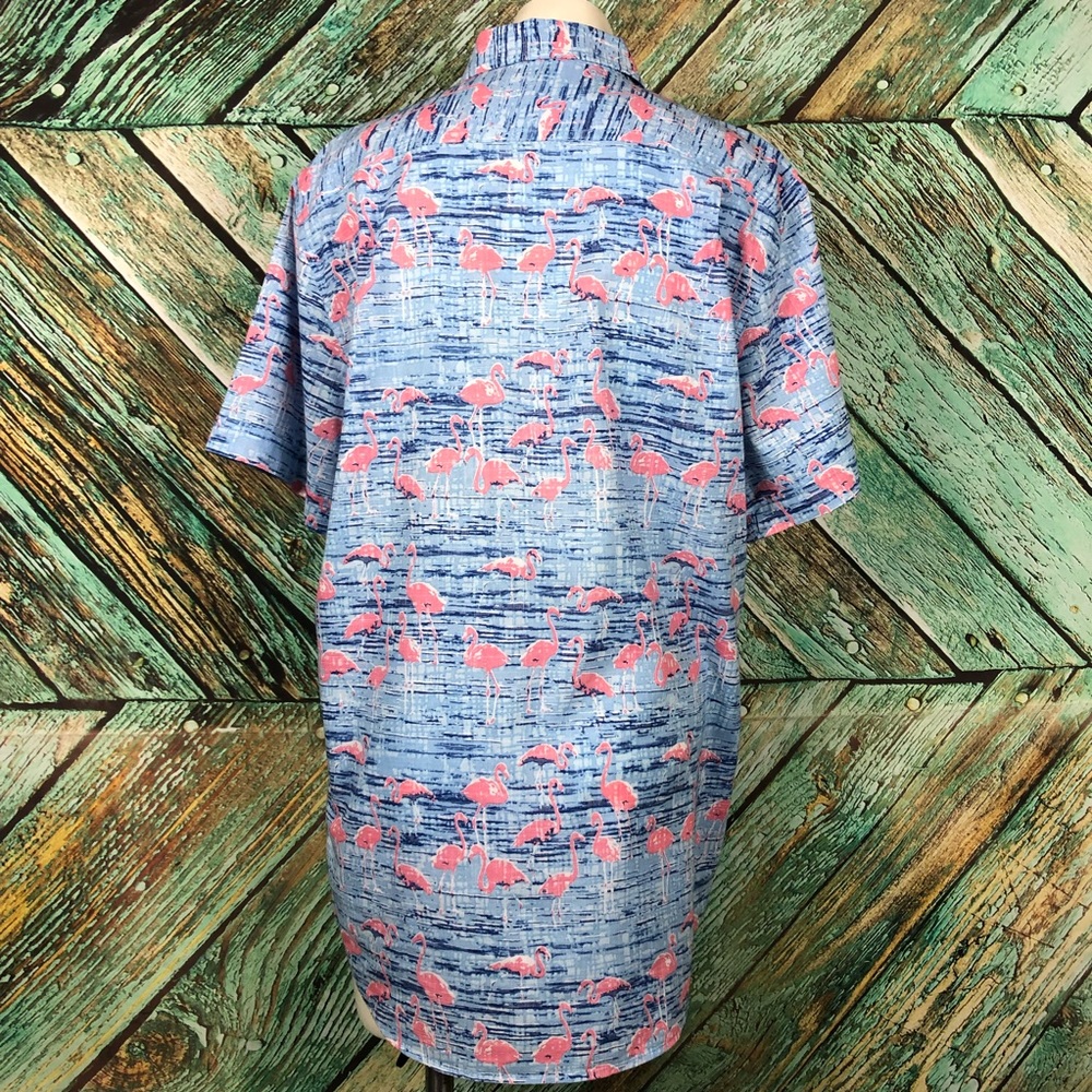A4 - IZOD Flamingo Print Short-Sleeve Button-Down Shirt - M - Picture 6 of 8